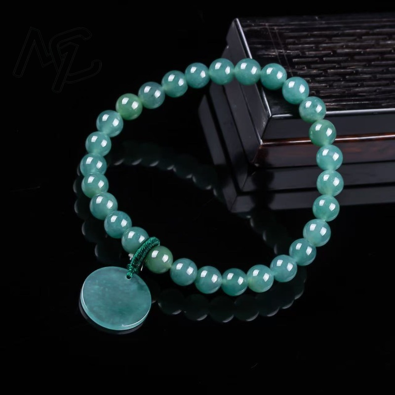 Natürlicher Jadeit Blauwasser- – Beading Bewertung und Preis