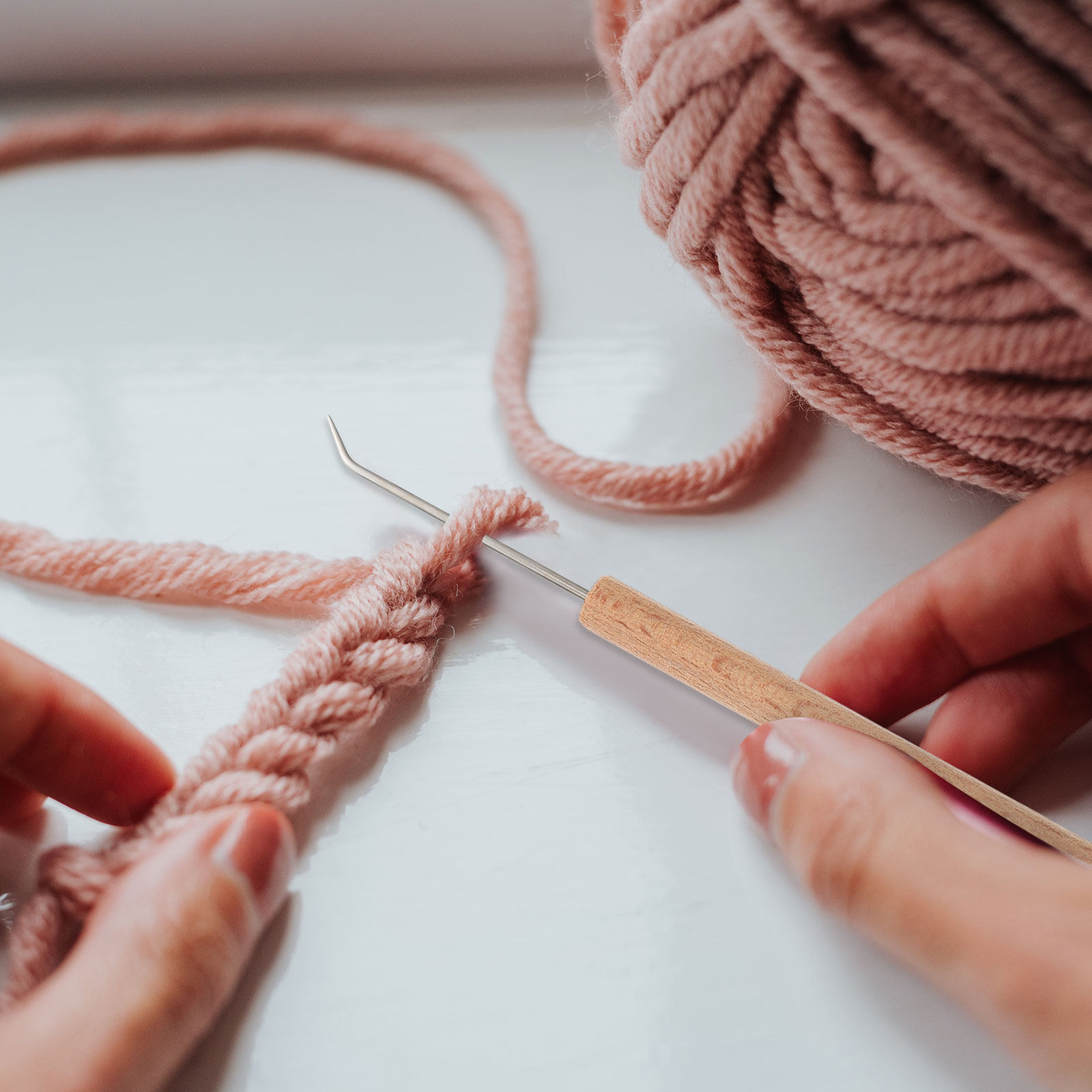 1 Stück ergonomischer Häkelnad – Wooden Crochet Hooks Ergonomic Handle Bewertung und Preis
