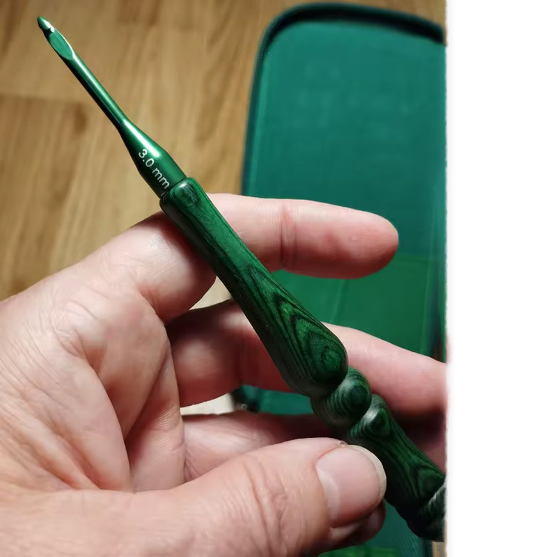 8-teiliges Häkelnadel-Set, 3,0 – Wooden Crochet Hooks Ergonomic Handle Bewertung und Preis